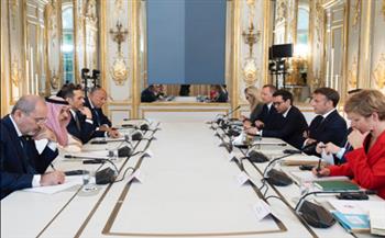 وزير الخارجية المصري وعدد من نظراءه يبحثون مع الرئيس الفرنسي تطورات الأوضاع في غزة