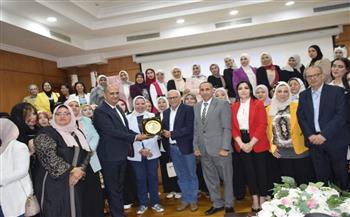 محافظ بورسعيد يشهد فعاليات ملتقى «إعداد الكوادر القيادية النسائية»