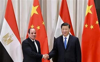 الرئيس السيسي يعقد محادثات معمقة مع نظيره الصيني في بكين