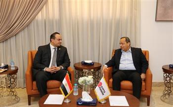 رئيس الرعاية الصحية يلتقي رئيس مدينة الدواء المصرية Gypto Pharma 