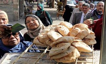 "مجلس الوزراء ": لا صحة لتقليص حصة المواطن من الخبز المدعم على البطاقات التموينية