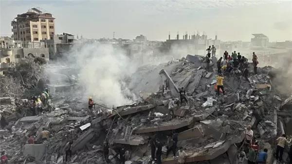 المرصد الأورومتوسطي: إسرائيل تمعن في جريمة التهجير القسري بتدمير الأحياء السكنية