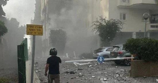 إعلام إسرائيلي: انفجارات في مدينة عكا وبلدات مجاورة شمالي إسرائيل