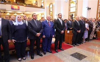 نائبًا عن رئيس الوزراء.. محافظ القاهرة يشهد احتفال الطائفة الإنجيلية بعيد القيامة 