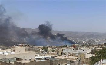 الحوثيون يقصفون مواقع للجيش اليمني في جبل حبشي بتعز