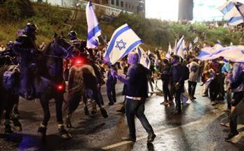مواجهات بين المحتجين المطالبين بالموافقة على صفقة التبادل والشرطة الإسرائيلية