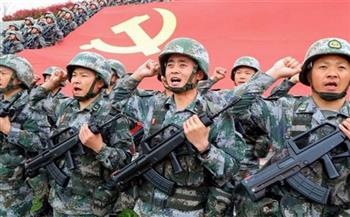 الجيش الصيني ينتقد مرور مدمرة أمريكية عبر مضيق تايوان