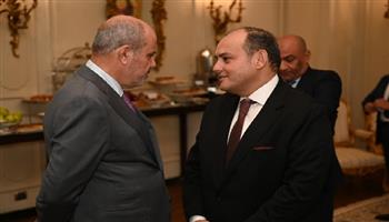 وزير التجارة يبحث مع نظيره  الأردني زيادة معدلات التبادل التجاري بين البلدين