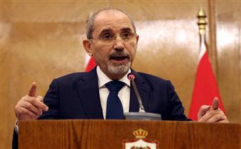 وزيرا خارجية الأردن وتشيلي يبحثان جهود وقف الحرب على غزة