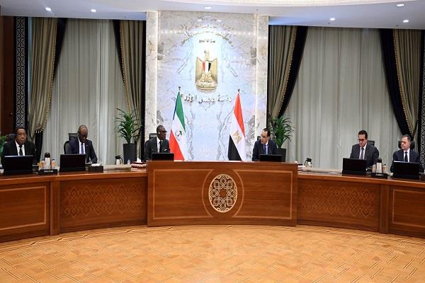 رئيس الوزراء يثمن تبرع غينيا الاستوائية بـ500 ألف يورو لأهالي غزة عبر الهلال الأحمر المصري