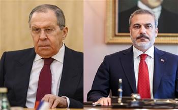 وزيرا خارجية روسيا وتركيا يجريان مباحثات مغلقة على هامش اجتماعات بريكس