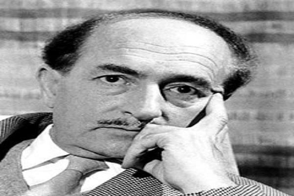 أدباء نوبل|«كوازيمودو» ترك الهندسة وندد بالفاشية فأصبح أحد أهم شعراء إيطاليا بالقرن العشرين