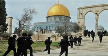 الاحتلال الإسرائيلي يقتحم المسجد الأقصى خلال خطبة الجمعة 