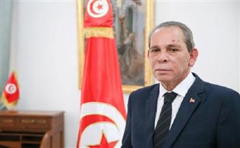 رئيس وزراء تونس يجري محادثات ثنائية مع عدد من القادة على هامش مجموعة الدول الصناعية السبع