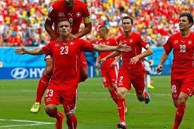 ثلاثي هجومي في تشكيل سويسرا أمام المجر في كأس أمم أوروبا
