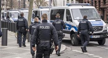 الشرطة الألمانية تطلق الرصاص على شخص كان يشهر فأسا في مدينة هامبورج