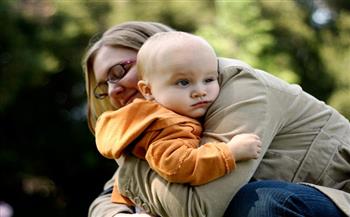 5 نصائح للأمهات للتعامل مع قلق الانفصال عن الرضيع
