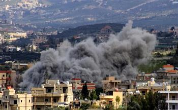جيش الاحتلال الإسرائيلي : استهدفنا مبنى عسكريا لحزب الله في بلدة يارون جنوب لبنان