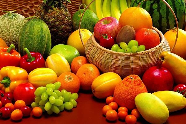 تراجع الطماطم.. أسعار الخضراوات والفاكهة اليوم الأحد 2-6-2024
