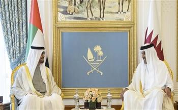رئيس الإمارات وأمير قطر يبحثان العلاقات الثنائية والمستجدات في المنطقة