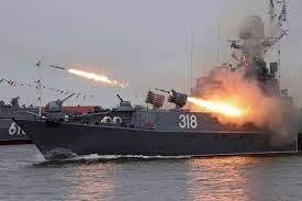 أوكرانيا: روسيا تحتفظ بأربع حاملات صواريخ كروز في البحر الأسود وبحر آزوف