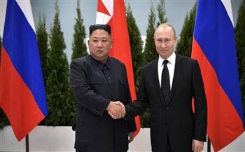 «واشنطن بوست» تسلط الضوء على اتفاق روسيا وكوريا الشمالية بمجال الدفاع المشترك