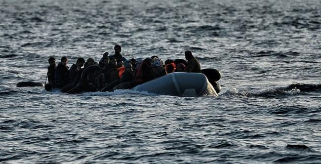 اليونان: انقاذ 77 مهاجرا من على متن يخت شراعي قبالة بحر إيجه