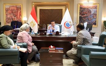 وزير الصحة يوجه بإرسال قوافل طبية تضم جميع التخصصات لمدينة مرسى علم 