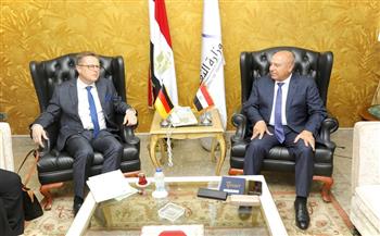 «الوزير» يبحث مع السفير الألماني بالقاهرة تعزيز التعاون المشترك في مجالات النقل المختلفة 