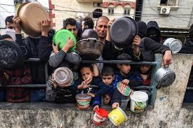 تطورات العدوان على غزة.. 96% من سكان القطاع يواجهون الجوع  