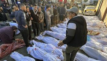 انتشال جثامين 15 شهيدًا من مناطق متفرقة في شرق وغرب مدينة رفح الفلسطينية