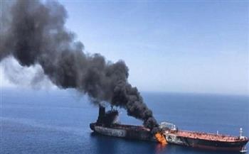 هجوم بزورق مفخخ استهدف سفينة جنوب غربى الحديدة اليمنية