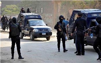 حملات أمنية لضبط تجار المُخدرات والأسلحة النارية في أسوان ودمياط والإسكندرية