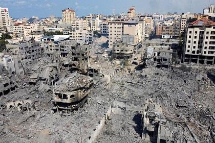 أكثر من 30 شهيدًا جراء القصف الإسرائيلي على قطاع غزة منذ فجر اليوم