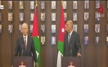 مؤتمر صحفي بين رئيسي وزراء الأردن وفلسطين