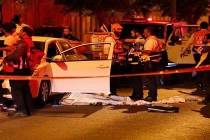 مسلح يُطلق النار على سيارة إسرائيلية بمستوطنة كريات أربع