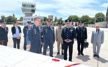 قائد القوات الجوية يلتقي نظيره الصربي لتعزيز آفاق التعاون العسكري