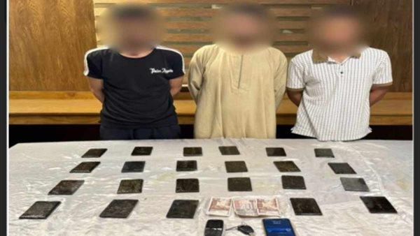 سقوط 9 تجار مخدرات بحوزتهم كميات ضخمة من الهيروين والحشيش في القاهرة