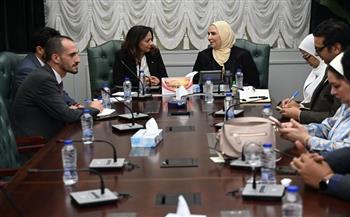 «القباج» ووزيرة التنمية الاجتماعية الفلسطينية تناقشان جهود الخدمات الإغاثية المقدمة للأشقاء 