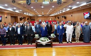 محافظ بورسعيد يترأس جلسة أعمال المجلس التنفيذي للمحافظة