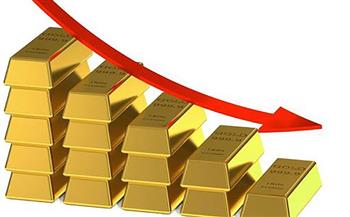 تراجع أسعار الذهب مع ترقب بيانات اقتصادية أمريكية