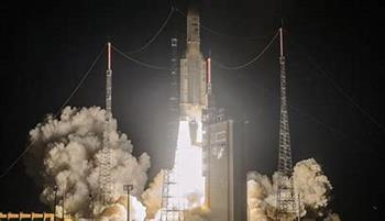 وكالة الفضاء الأوروبية تعلن نجاح رحلة مركبة الفضاء "آريان 6" الأولى 