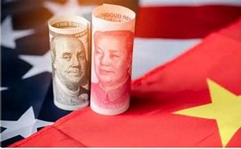ارتفاع قيمة اليوان الصيني مقابل الدولار .. وعمليات شراء عكسية بـ مليار يوان