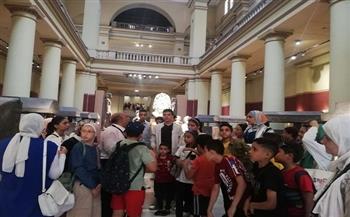 جولة في عالم قدماء المصريين ضمن زيارات أطفال «أتوبيس الفن» لمتحف التحرير