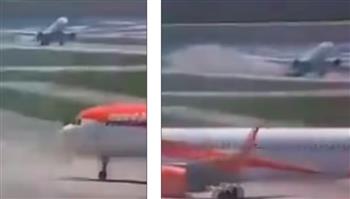 على متنها 500 راكب.. فيديو مرعب لطائرة تسحل ذيلها على مدرج المطار