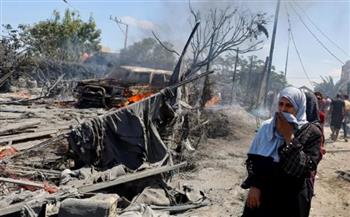المرصد الأورومتوسطي: استهداف إسرائيل لمخيم "المواصي" بعد إعلانه منطقة آمنة خرق للقانون الدولي