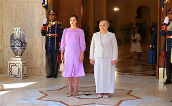 قرينة الرئيس الصربي تعبر عن سعادتها بلقاء السيدة انتصار السيسي