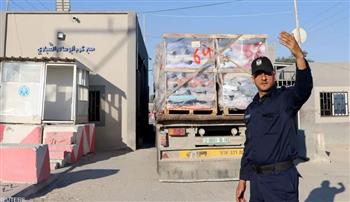23 شاحنة مساعدات ووقود يدخلون إلى معبر كرم أبو سالم 