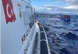 خفر السواحل التركي يعلن إنقاذ 71 مهاجرا في بحر "إيجة"