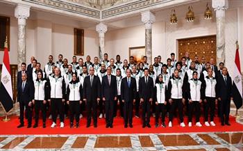 الرئيس السيسي يستقبل اللاعبين الحاصلين على ميداليات ذهبية ببطولة الألعاب الإفريقية
